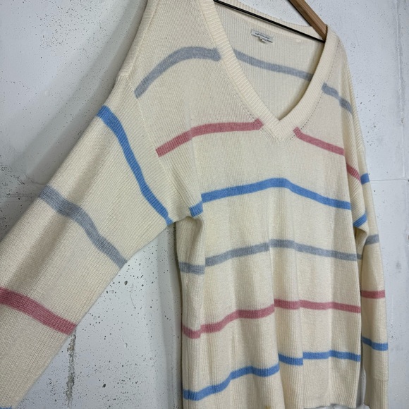 American Eagle Deep V-Neck Striped Colorful Pullover Swater Med - Picture 4 of 7